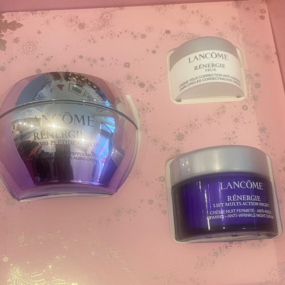 💝 Lancome Renergie Skincare Set - Purple and White